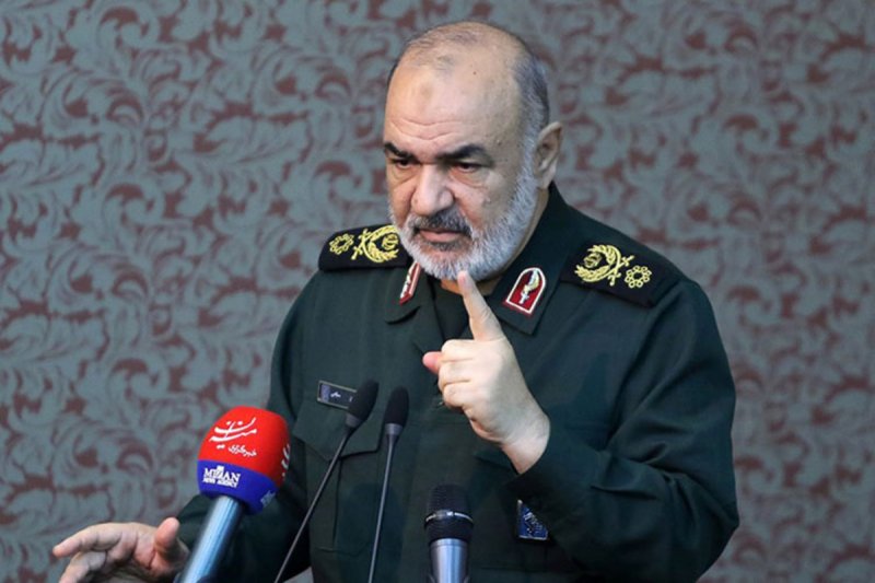 فرمانده سپاه: آمریکا آنقدر ضعیف شده که در متن سیاست‌های منطقه دیده نمی‌شود