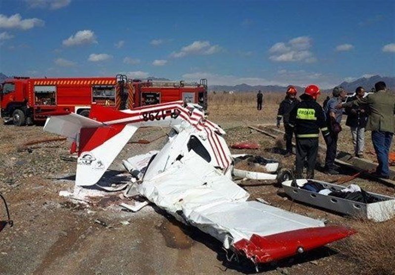 سقوط هواپیمای فوق سبک در شیراز حادثه آفرید 