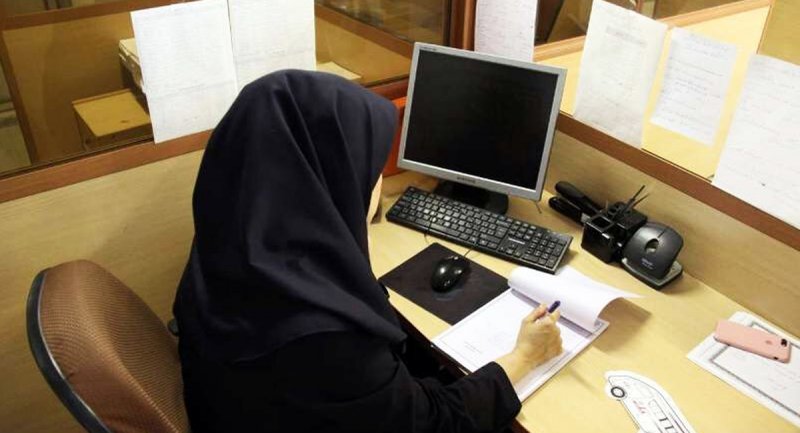 این مدل عکس پروفایل باعث اخراج کارمندان در ایران می شود!