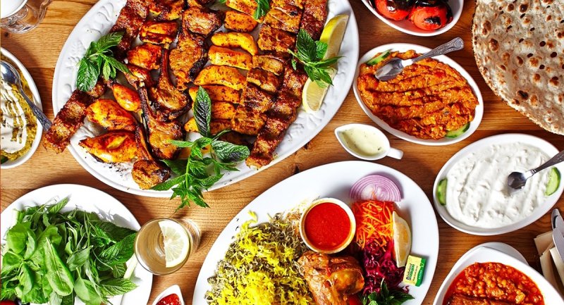 یک شب میهمانی ساده چقدر برای ایرانیان تمام می شود؟