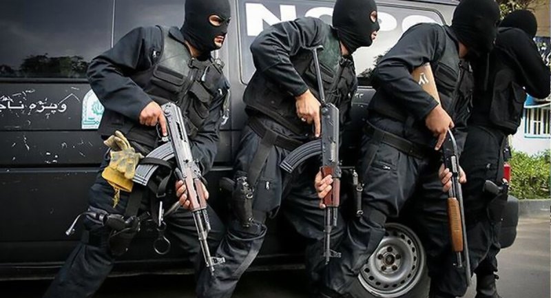 جزئیات شبی نفس‌گیر در شیراز/ ماجرای تیراندازی و گروگانگیری مسلحانه چه بود؟