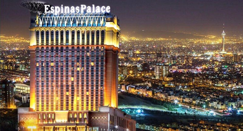 قیمت هتل اسپیناس پالاس تهران در تابستان ۱۴۰۱