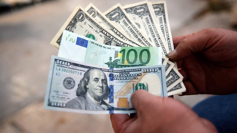 قیمت دلار و یورو در بازارهای مختلف 22 شهریور