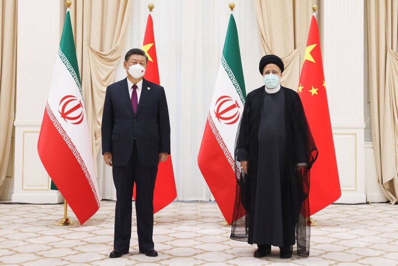 ایران به هیچ وجه مقابل قلدری آمریکا کوتاه نخواهد آمد