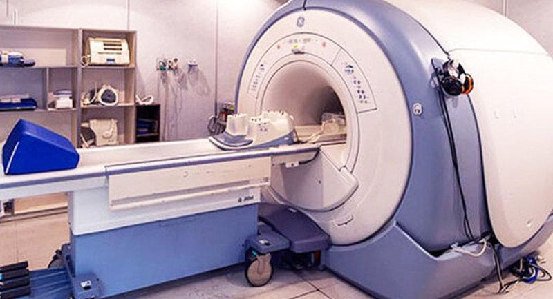 ویدویی عجیب از بلعیده شدن یک زن در دستگاه MRI در بهبهان