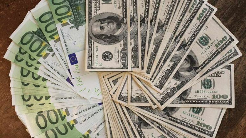 قیمت دلار و یورو در صرافی ملی 31 شهریور