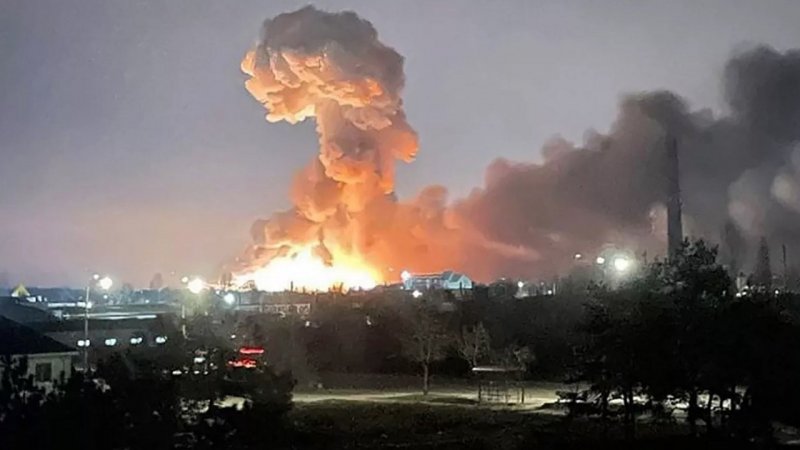 حمله موشکی به نزدیکی دفتر زلنسکی در کی‌یف