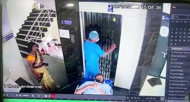 آسانسور بیمارستان بیمار را بلعید! + ویدیو