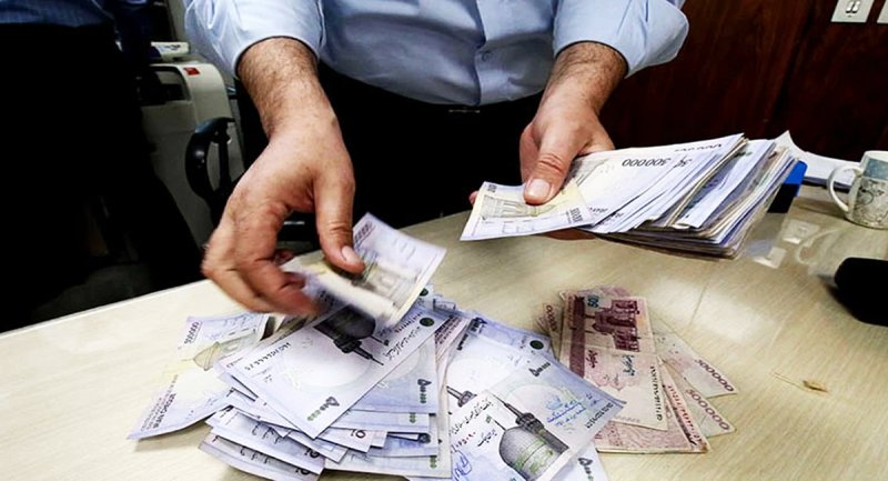خبر جدید رییس کمیسیون برنامه درباره رقم جدید حقوق کارمندان و بازنشستگان