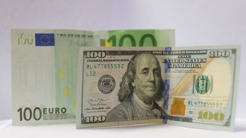 قیمت دلار و یورو در بازارهای مختلف 10 آبان 1401