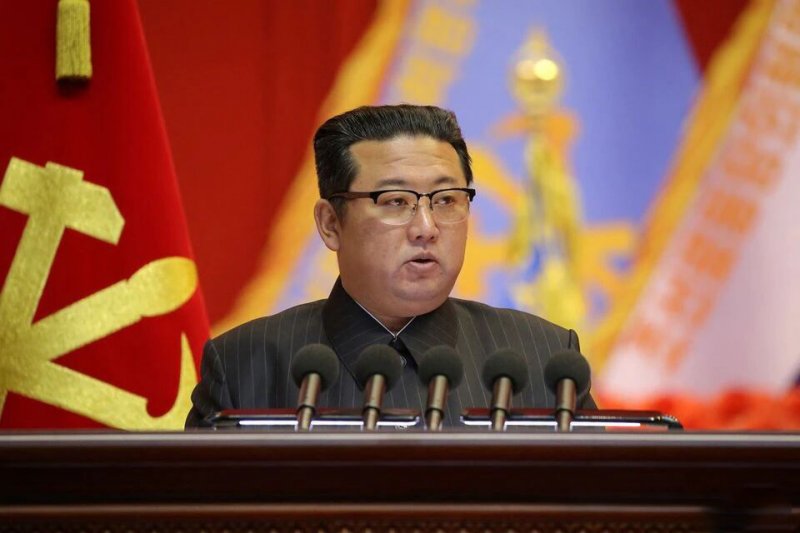 رهبر کره‌شمالی: قوی‌ترین نیروی اتمی جهان می‌شویم + عکس