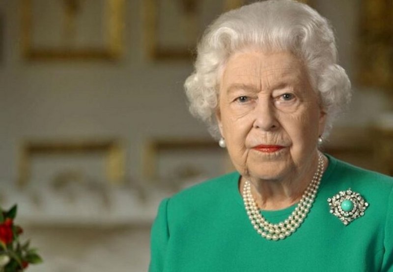 پرتره ملکه انگلیس رکورد زد+ تصاویر