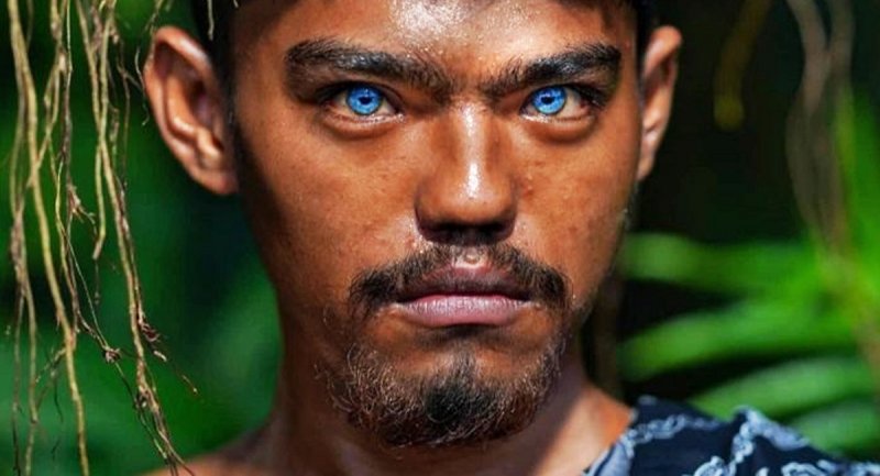 قبیله ای بومی که مردمانش زیباترین و عجیب ترین چشمان جهان را دارند + تصاویر