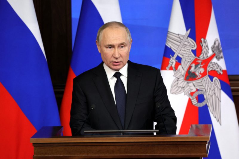 پوتین: روسیه آماده گفتگو درباره اوکراین است، خودشان امتناع می‌کنند