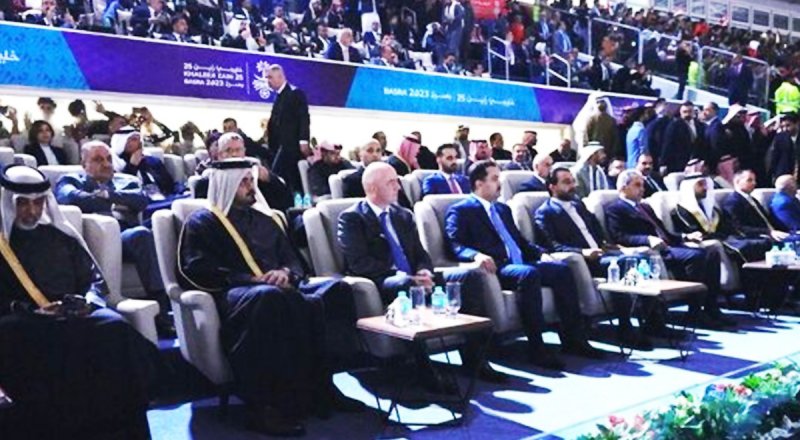 آبروریزی بزرگ در جایگاه VIP مراسم افتتاحیه جام خلیج فارس در حضور رئیس فیفا! + ویدیو