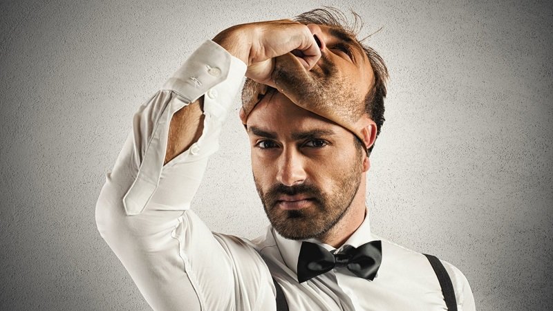 افراد دورو و ریاکار را با این نشانه ها بشناسید