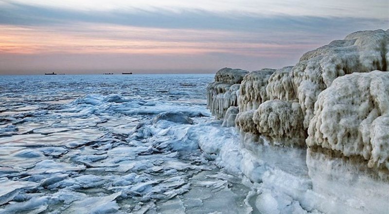 دریای‌ خزر یخ زد! + ویدیو