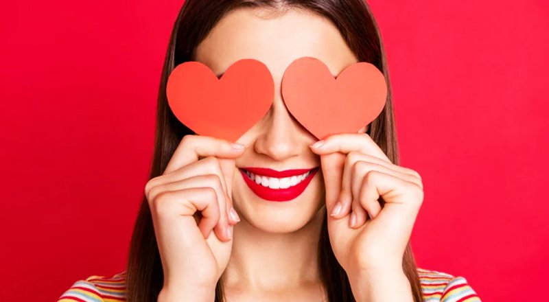 با 8 ترفند ساده فرد مورد علاقه تان را عاشق خود کنید!