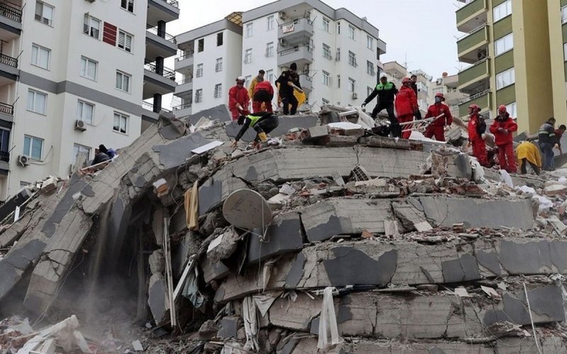 معاون اردوغان: حدود ۴۱۸۰۰ ساختمان در زلزله تخریب شدند