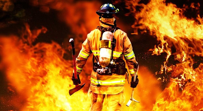 آخرین تصویر از قهرمانی که در آتش ساختمان ۱۵۳ سوخت + عکس