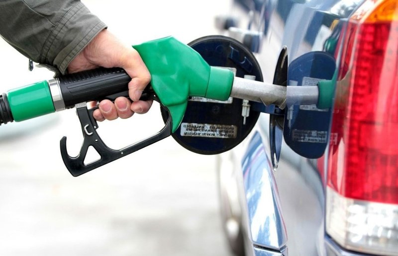 ممنوعیتِ ارائه بنزین به‌جز باکِ خودرو + فیلم