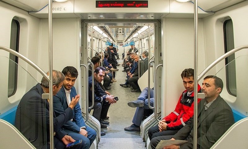 ویدئویی از نقص‌فنی امروز در متروی تهران