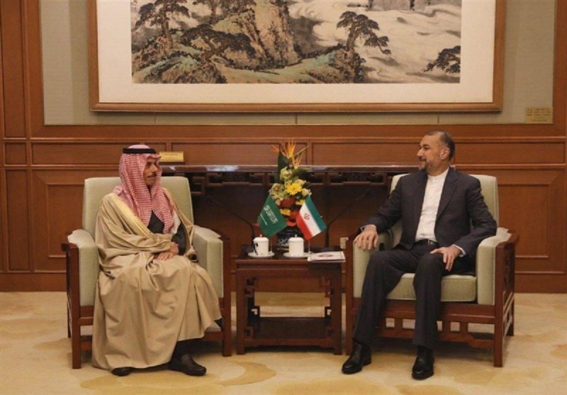 دیدار و گفتگوی امیرعبداللهیان و وزیر خارجه عربستان در پکن + فیلم