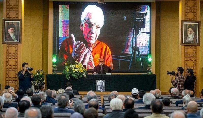 مراسم ختم زنده یاد کیومرث پوراحمد با حضور هنرمندان + تصویر