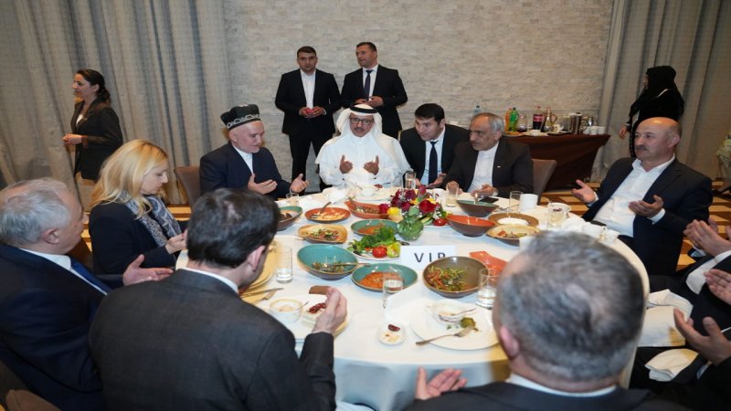 حضور سفیر کشورمان در ضیافت افطار سفارت عربستان در تاجیکستان+ تصویر