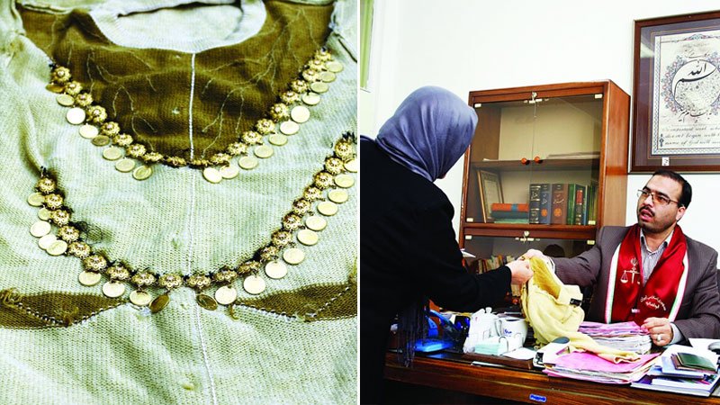 نصب ۴۰ نیم سکه طلای قدیمی بر روی گران‌ترین لباس ایران + تصویر