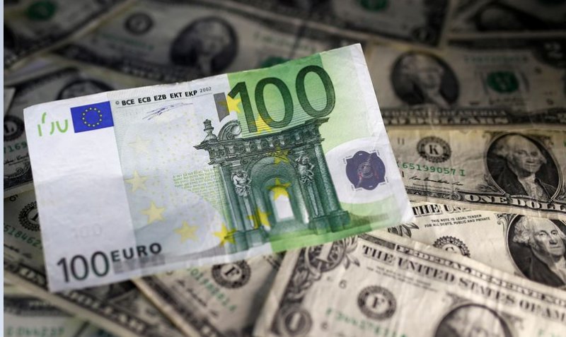  قیمت دلار و یورو در بازارهای مختلف 13 اردیبهشت/سیر صعودی قیمت‌ ها در مرکز مبادله