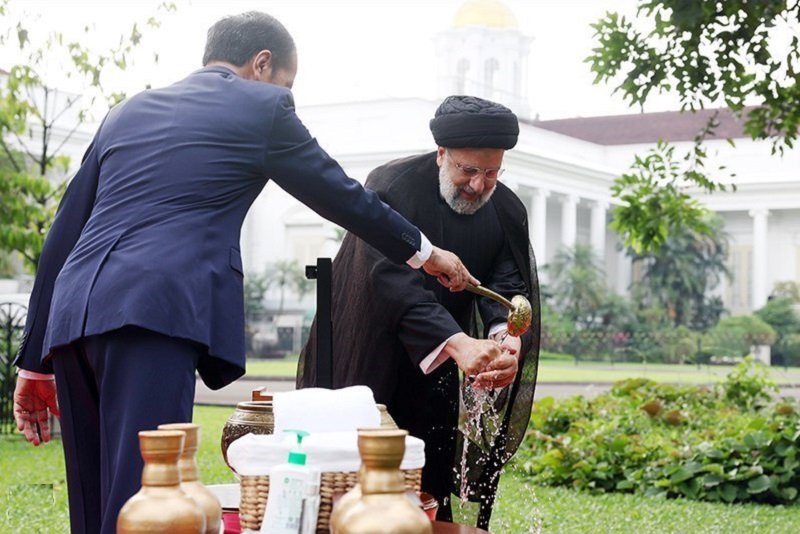 تصاویری از سفر رئیس جمهور به اندونزی