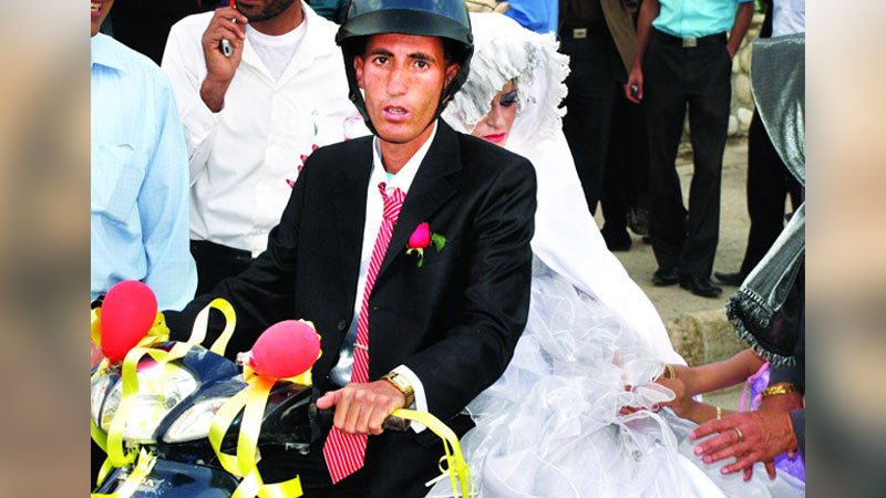 کم هزینه ترین مراسم ازدواج در ایران؛ عروس موتور سوار! + تصاویر