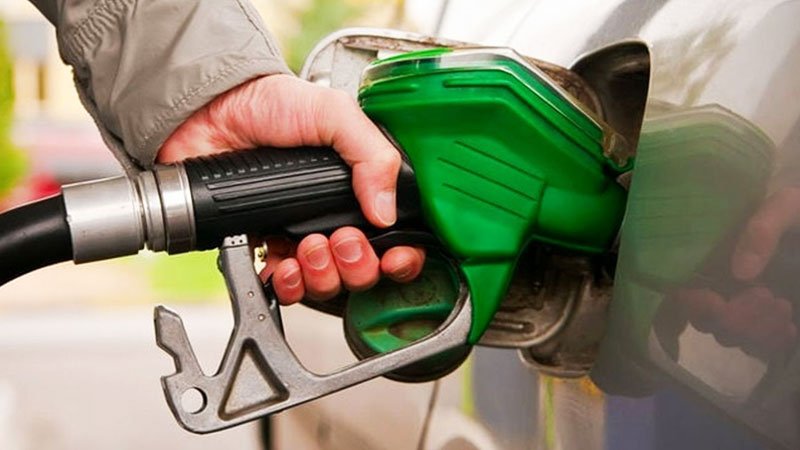 پیش‌بینی مهم یک اقتصاددان از قیمت بنزین؛ سناریو احتمالی عرضه سوخت چه خواهد بود؟