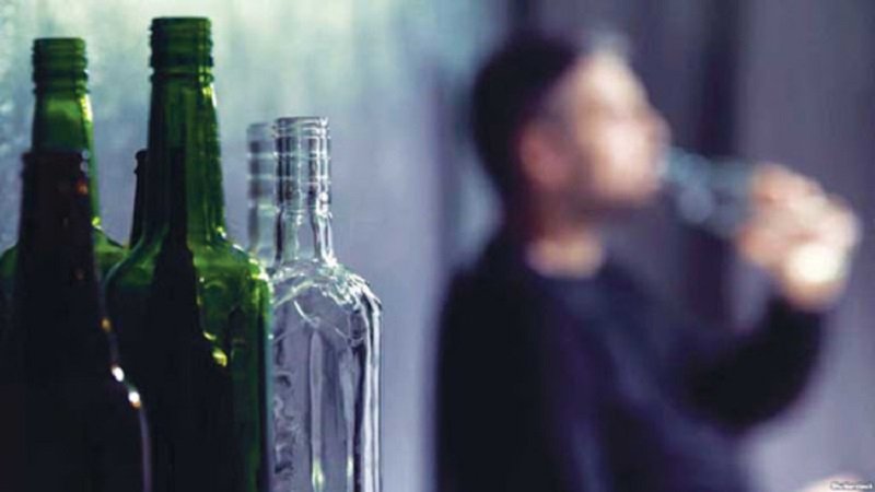 افزایش مسمومان‌ مصرف مشروبات الکلی کرج به ۱۴۱ نفر/ ۱۲ نفر جان باختند