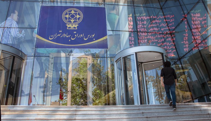 ترمز صعود بورس کشیده شد