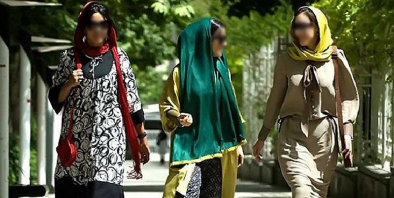 روزنامه جوان: درباره حجاب تندروی کردیم/ نباید مانتوی تیره را ترویج می‌کردیم