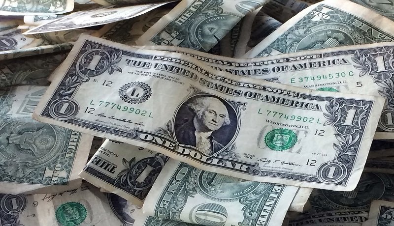 راه تشخیص دلار و یورو تقلبی در بازار/تفاوت دلار آبی و سفید