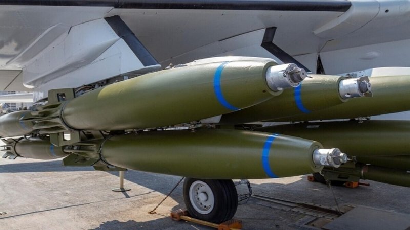 ژنرال اوکراینی دریافت بمب‌های خوشه‌ای از آمریکا را تایید کرد