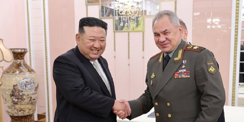 دیدار وزیر دفاع روسیه با رهبر کره شمالی