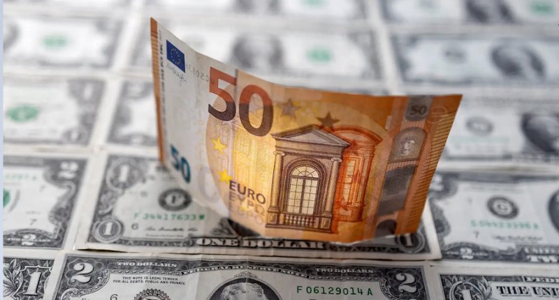 قیمت دلار و یورو در بازارهای مختلف 7 مرداد 1402