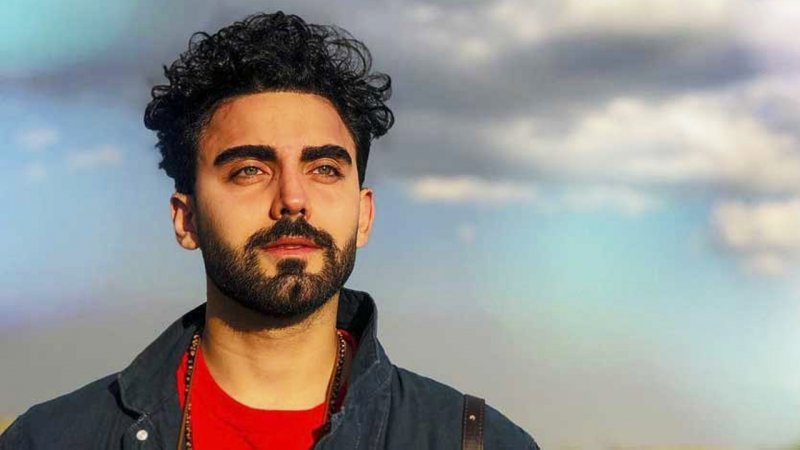 بازیگر جنجالی ایران از زندان آزاد شد