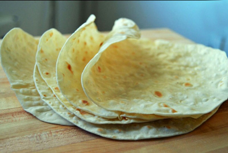 بررسی شیوه قیمت‌گذاری فروش نان در پلتفرم‌ها + فیلم