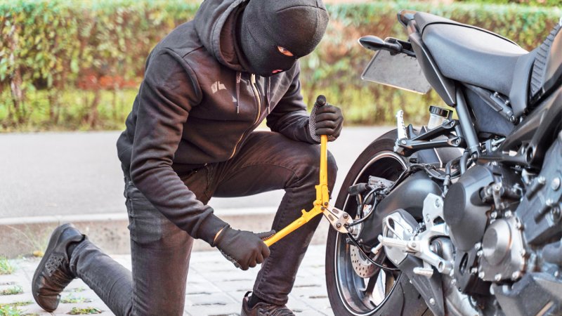 ترفندهایی ناب و طلایی برای پیشگیری از سرقت موتورسیکلت + فیلم