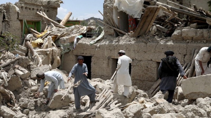 تلفات زلزله هرات به 2400 کشته رسید