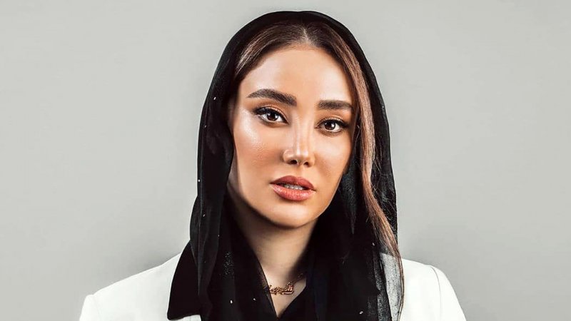 موتورسواری بهاره افشاری در خیابان ولیعصر + عکس