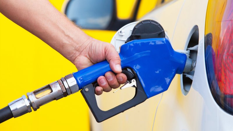 هشدار: هرگز باک بنزین خود را تا ته پر نکنید