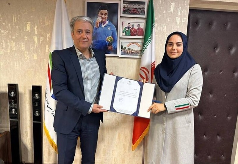 مجری زن صداوسیما در فدارسیون پست گرفت