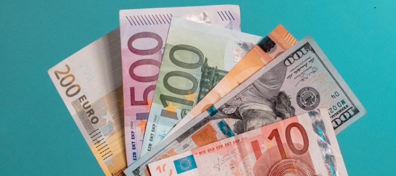 نرخ ارز در بازارهای مختلف 27 دی ماه/ دلار و یورو اران شد