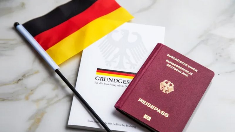 متقاضیان در تابعیت آلمان بخوانند؛ قانون جدید تصویب شد